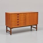 1048 2122 SIDEBOARD